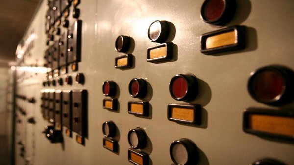 Pohled na část zařízení, které monitorovalo místnost s mumifikovaným tělem. Pohled na část zařízení, které monitorovalo místnost s mumifikovaným tělem.