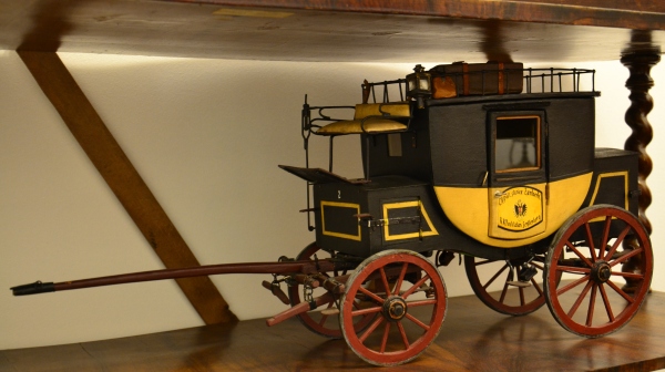 Model poštovního vozu doby Rakouska-Uherska, Poštovní muzeum.