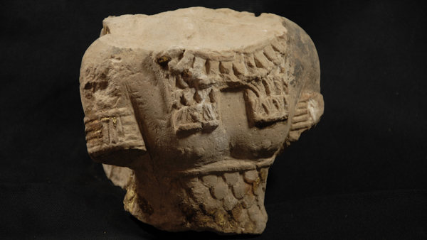 Busta sochy boha Apedemaka. Foto: Alexander Gatzsche busta boha