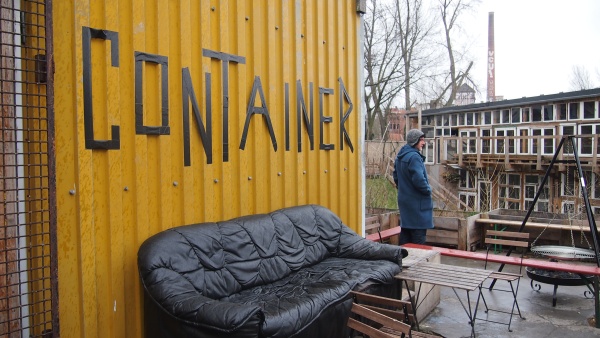 Divadlo Ding Dong Dom v Berlíně. Zdroj: Vojtěch Poláček Fotografie. Divadlo Ding Dong Dom v Berlíně. Zdroj: Vojtěch Poláček