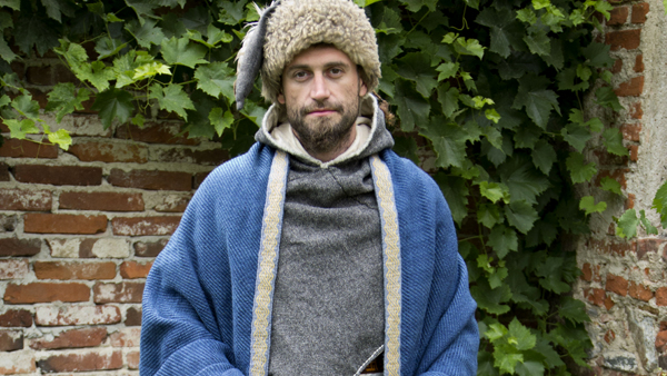 Rekonstrukce oděvu svobodného sedláka z Faerských ostrovů. Foto: Jana Lohnická Rekonstrukce oděvu svobodného sedláka z Faerských ostrovů. Foto: Jana Lohnická