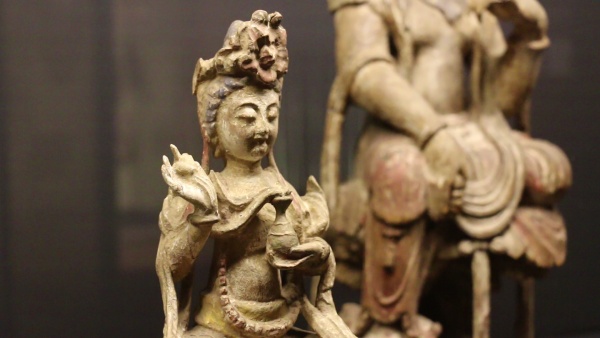 Kuan-Jin ve sbírkách Národního muzea. Zdroj: Národní muzeum Fotografie. Kuan-Jin ve sbírkách Národního muzea. Zdroj: Národní muzeum