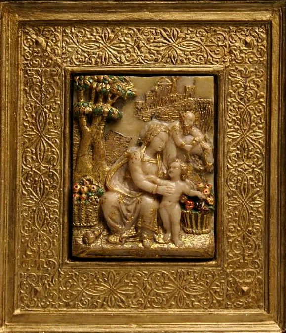 Foto: Národní muzeum fotografie alabastrového zlaceného reliéfu