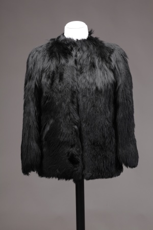 Fotografie. Kožich Hany Benešové z opice. Zdroj: Národní muzeum