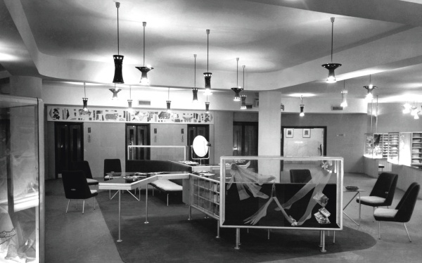 Interiér Domu módy. Zdroj: Dům módy Fotografie. Interiér Domu módy. Zdroj: Dům módy