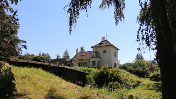 Vila, ve kterí se nyní nachází Kroužkovací stanice Národního muzea. Zdroj: Národní muzeum